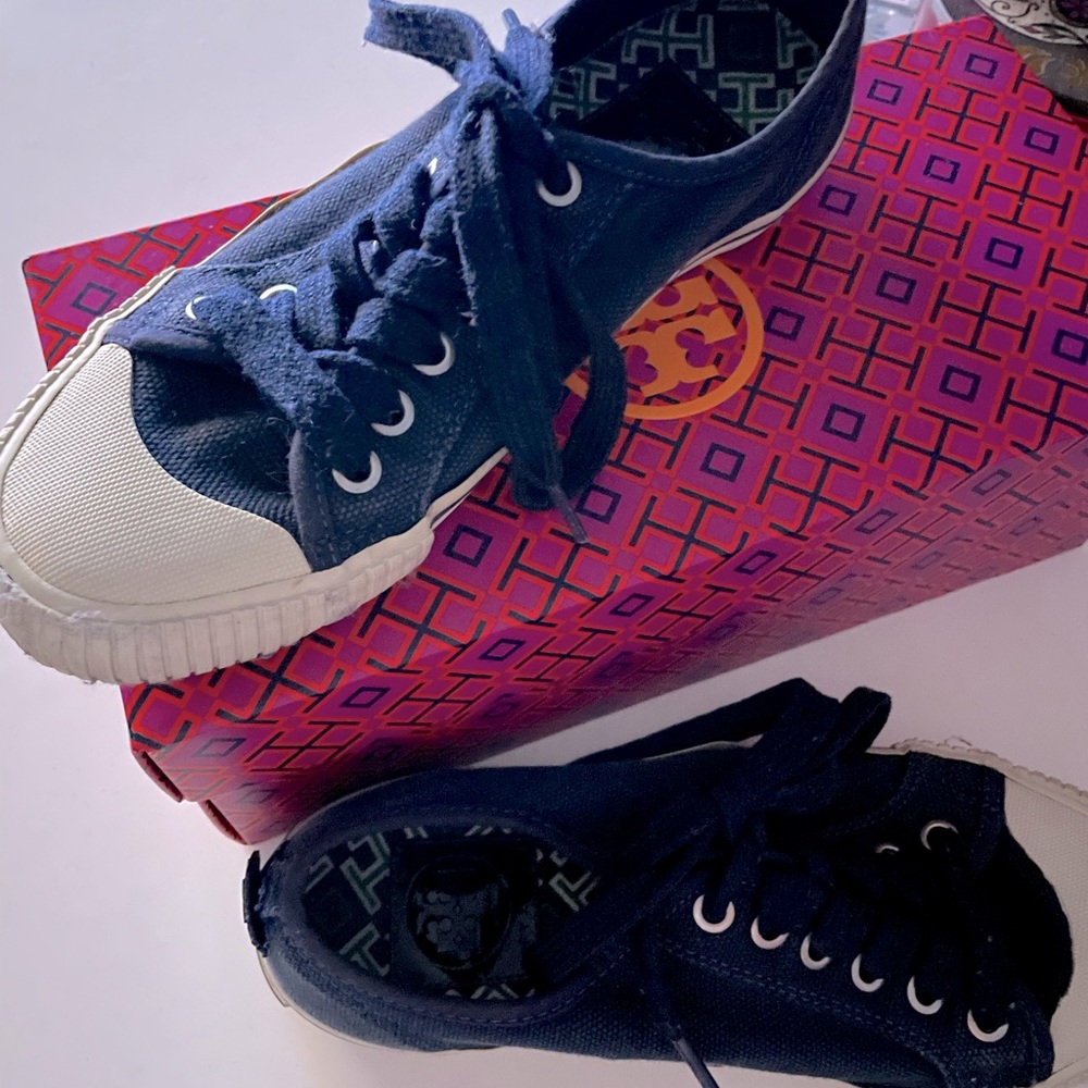 Tory Burch Sneakers 🦋